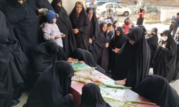 استقبال اهالی روستای شهراب از شهید گمنام