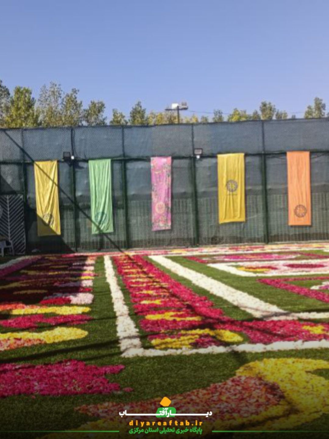 دومین فرش سرگل جهان در محلات