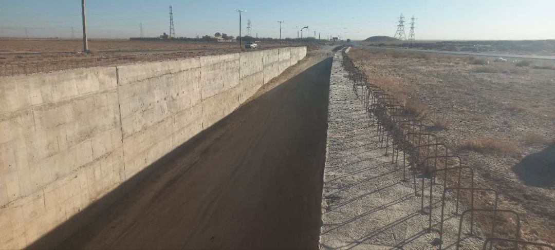 مطالبهگری «دیارآفتاب» فرماندار را به محل پروژه کشاند