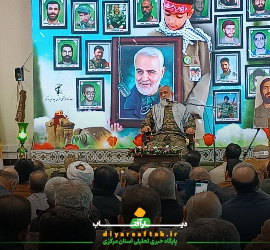 شهیدان الگوهای ایثار و فداکاری جاودانه‌ هستند