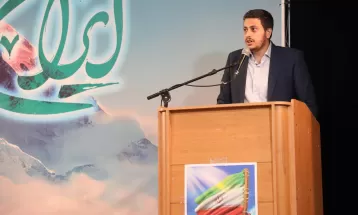 سعید جلیلی در میان دانشجویان اراکی