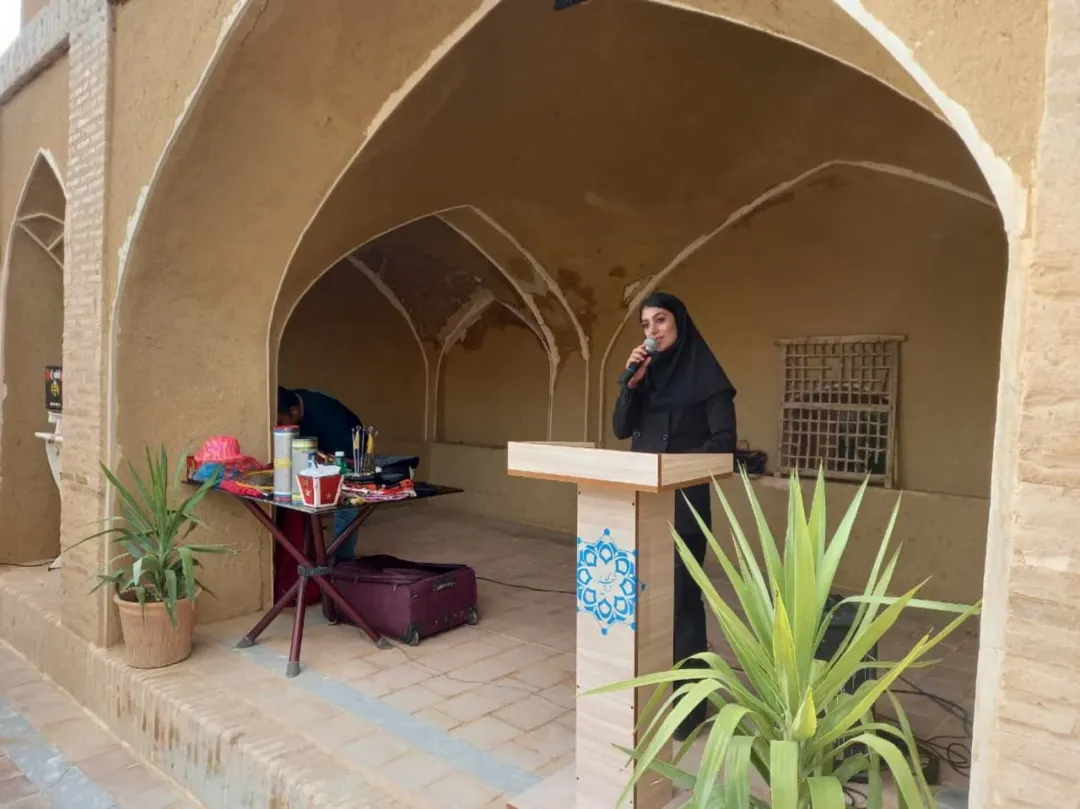 جشنواره سوغات محلی نراق برگزار شد
