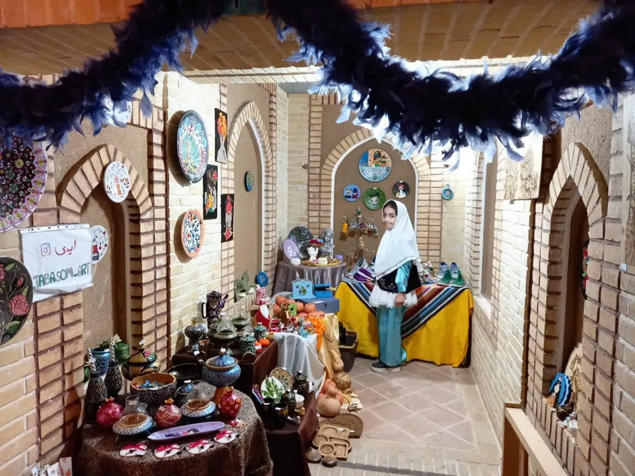جشنواره سوغات محلی نراق برگزار شد