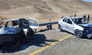 برخورد ۲ خودرو در محور تفرش به جفتان