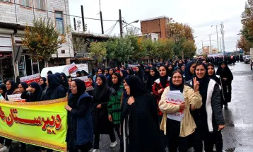 راهپیمایی پرشور ۱۳ آبان در کمیجان