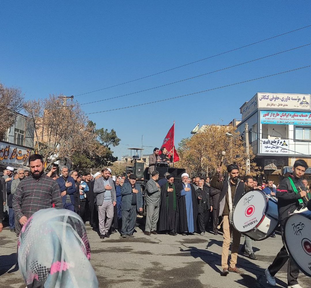 حرکت دسته عزای فاطمی در ساوه