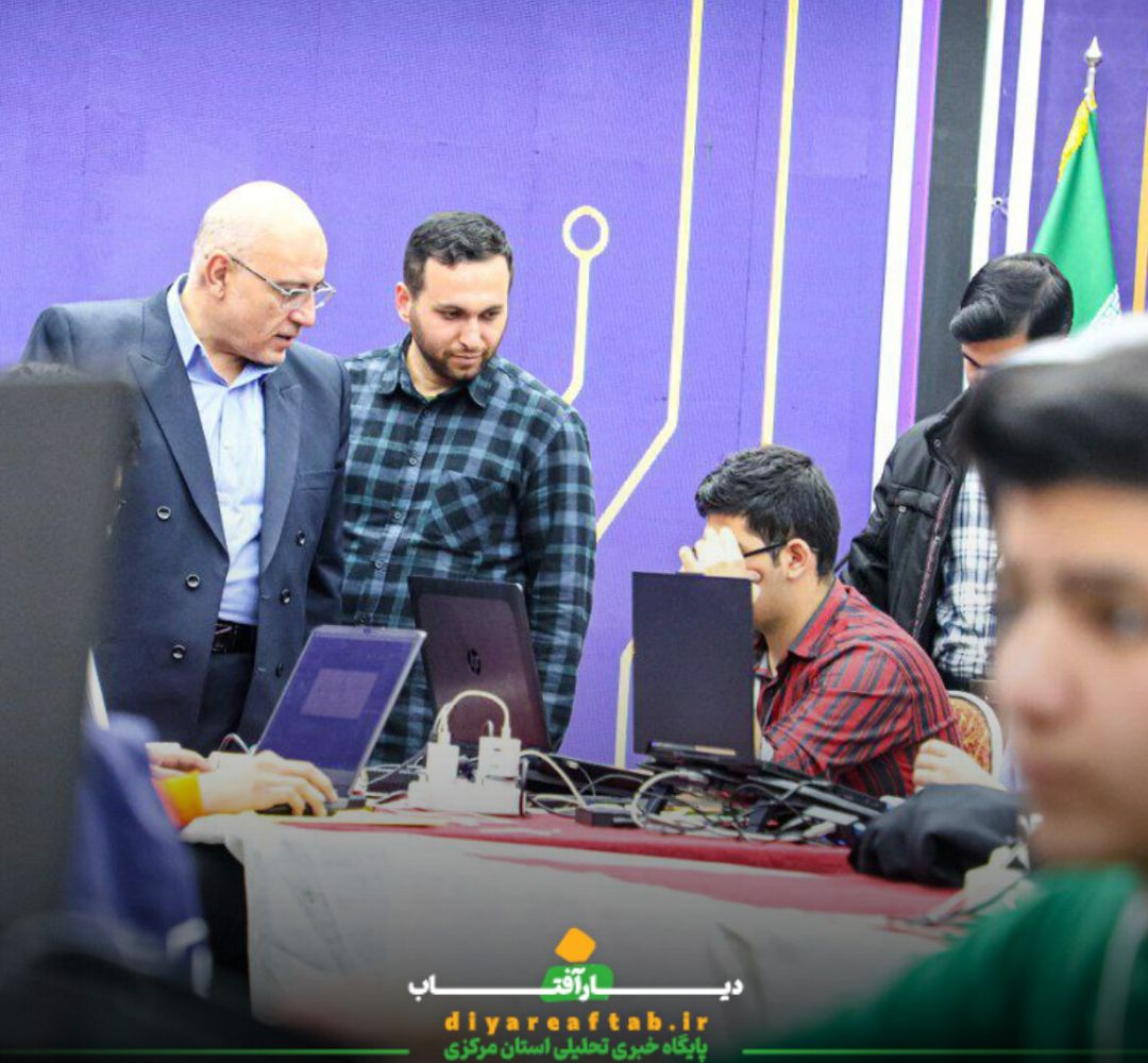 بازدید سرپرست روابطعمومی استانداری مرکزی از رویداد تولید محتوای