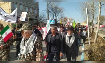 حضور گسترده مردم خنداب در راهپیمایی22 بهمن