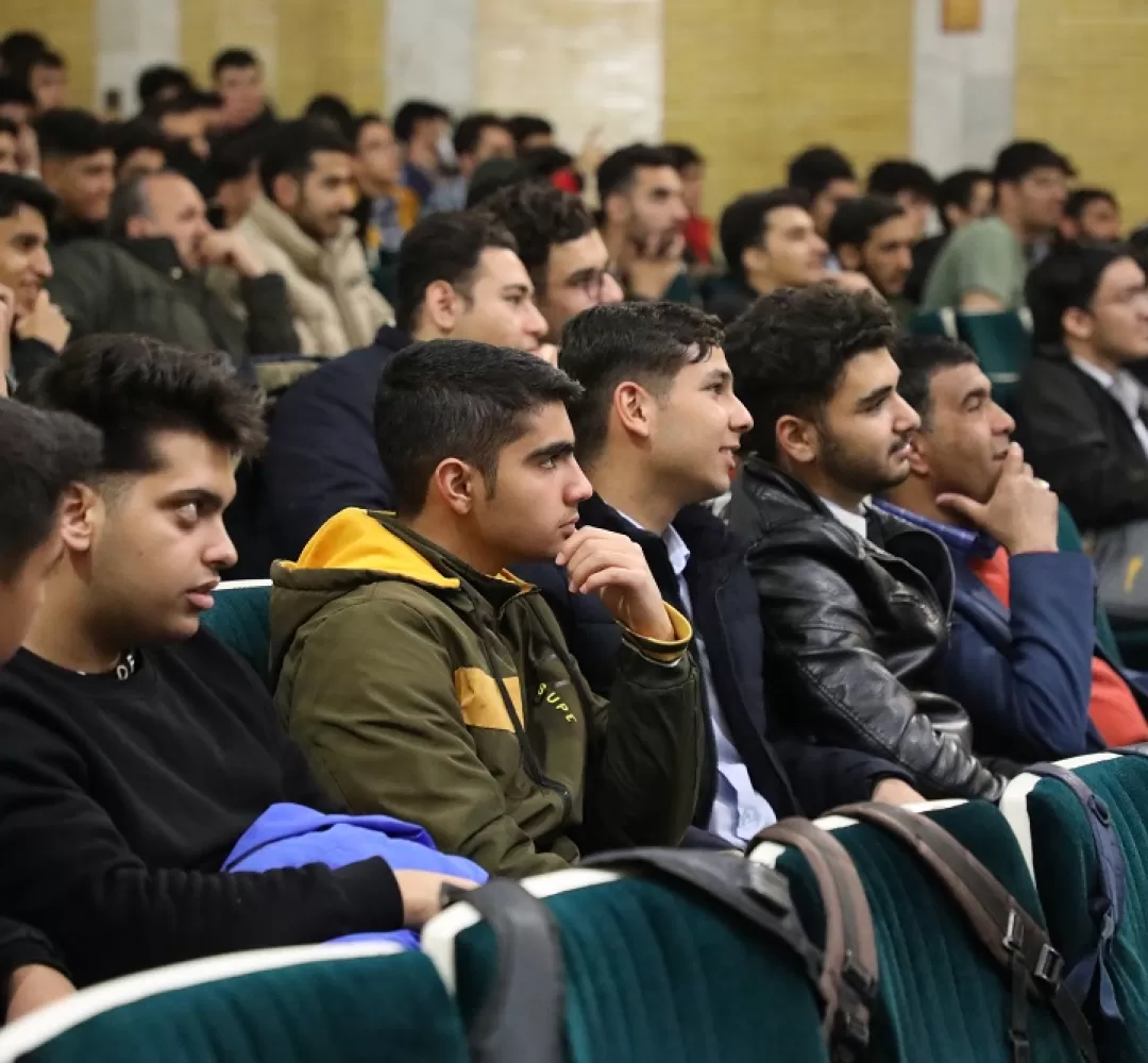 برگزاری جشن تکلیف رأی اولی‌ها در اراک