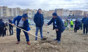 مراسم درختکاری در منطقه گردشگری نورالشهدا اراک