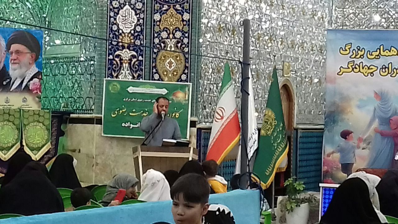 گردهمایی مادران جهادگر در ساوه برگزار شد