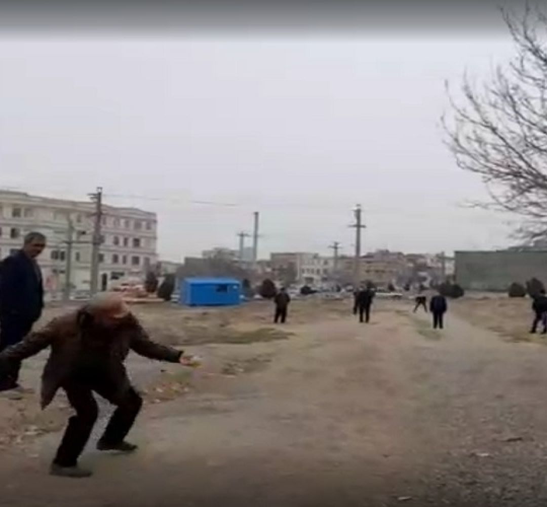 لحظات شاد اراکیها در بازی «توپ و چوب»