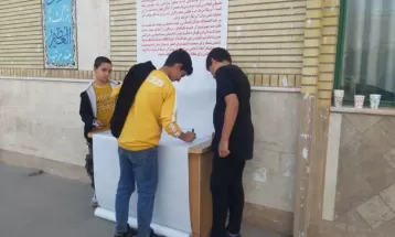 امضای طومار حمایت از مردم فلسطین در ساوه