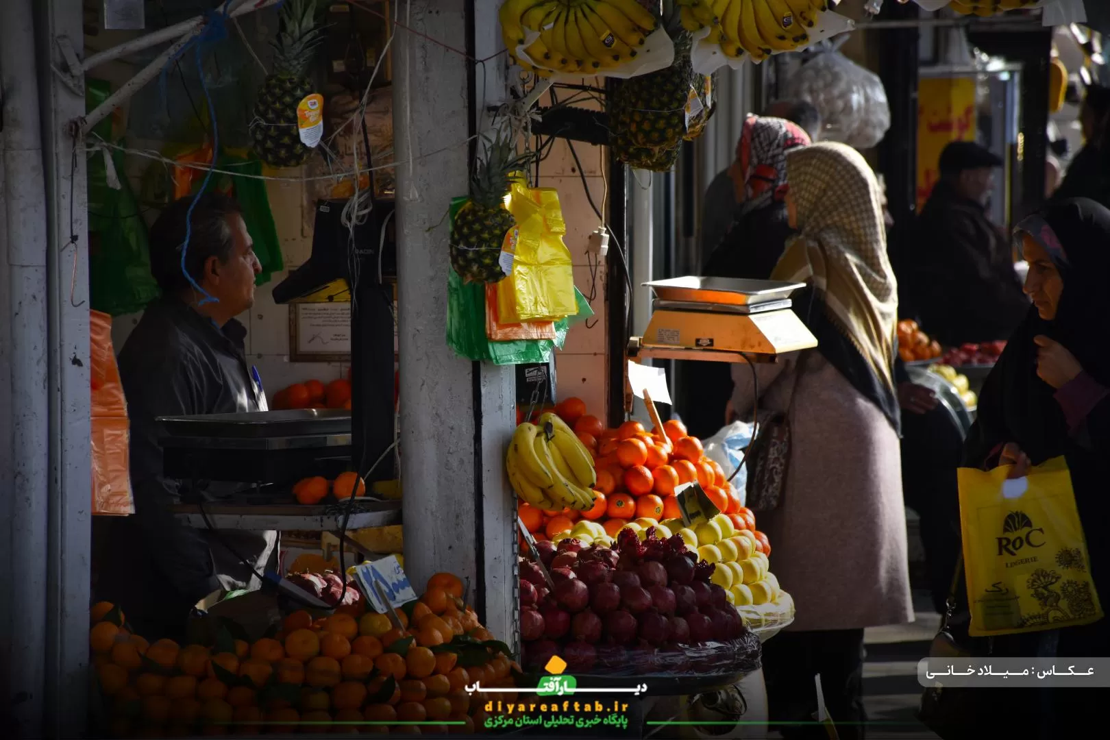 شور و حال مردم اراک در یلدای گرم