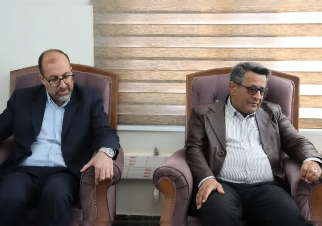 بازدید سرپرست دانشگاه علوم پزشکی از بیمارستان خنداب