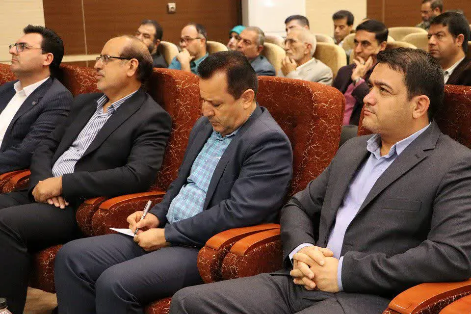 تجلیل از انجمن‌های برتراولیا و مربیان در ساوه
