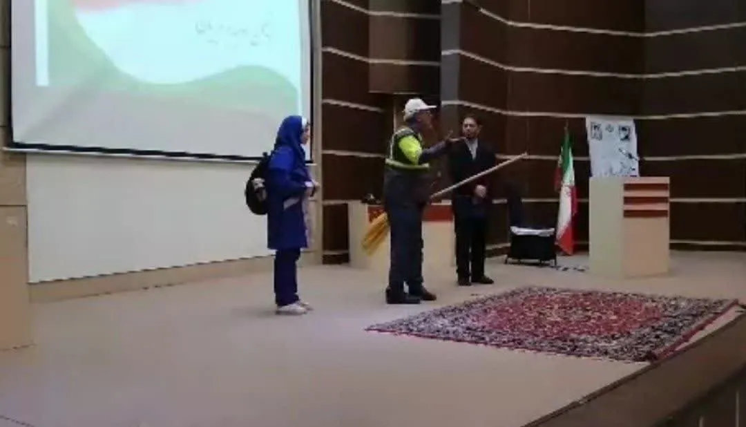 تجلیل از انجمن‌های برتراولیا و مربیان در ساوه