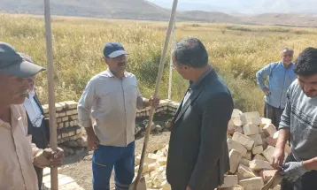 پروژه انتقال آب کشاورزی در روستای بکلیگ آغاز شد