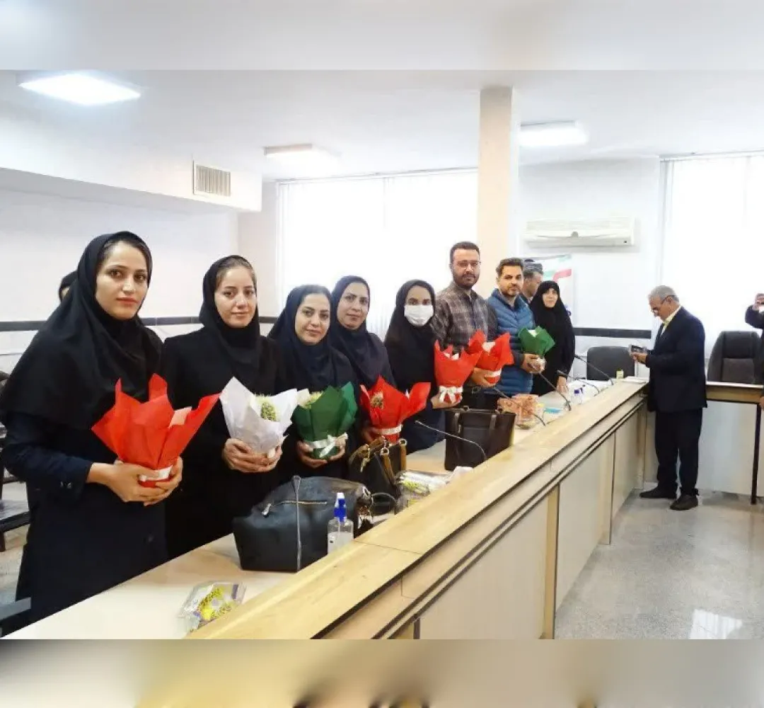 تقدیر از پرستاران خنداب