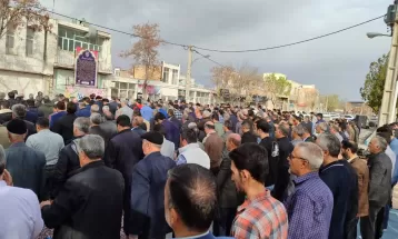 نماز عید بندگی در فراهان برگزار شد
