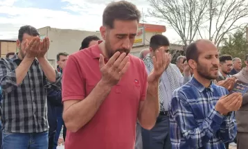 نماز عید بندگی در فراهان برگزار شد