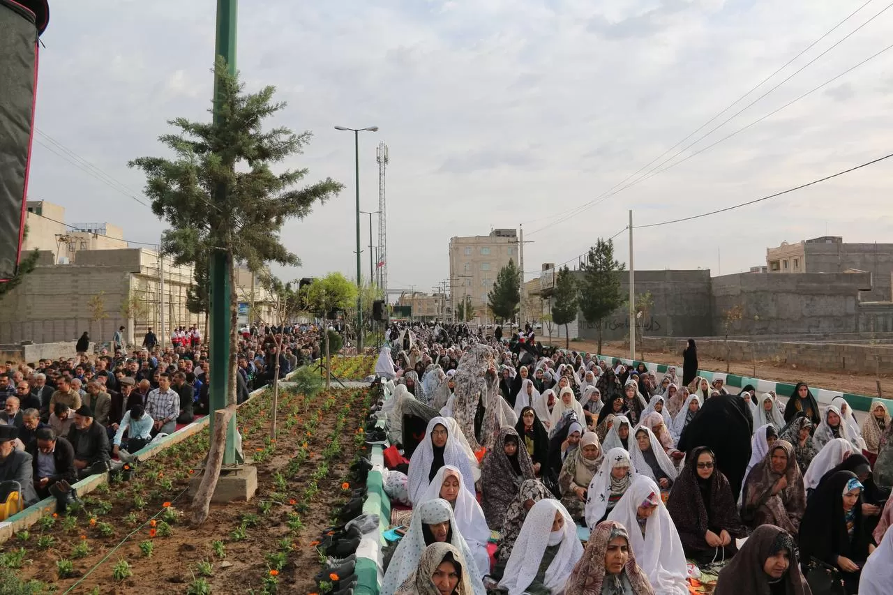 نماز عید فطر در مامونیه