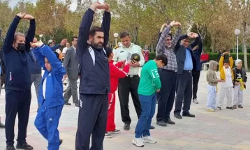 همایش پیاده‌روی در فراهان برگزار شد