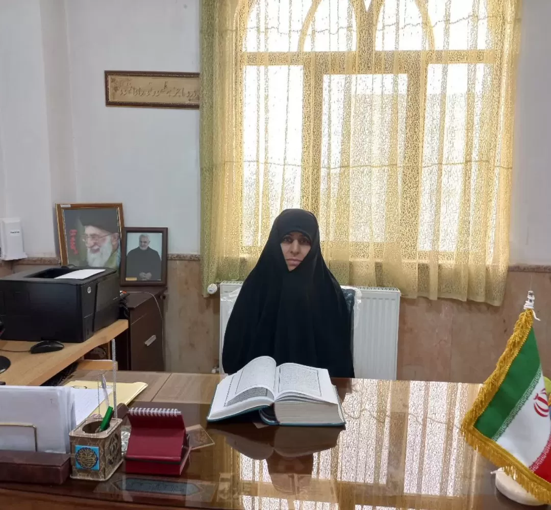الگوگیری از حضرت معصومه(س) راه موفقیت دختران
