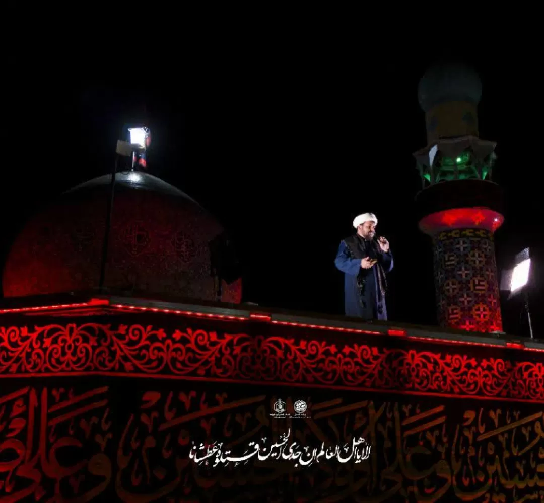 تعویض پرچم امامزاده سید علیاصغر(ع) در ساوه