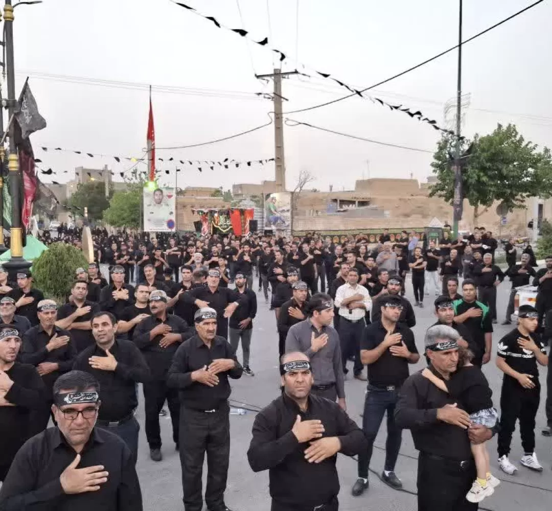 اجتماع عاشورائیان در شهر خنجین