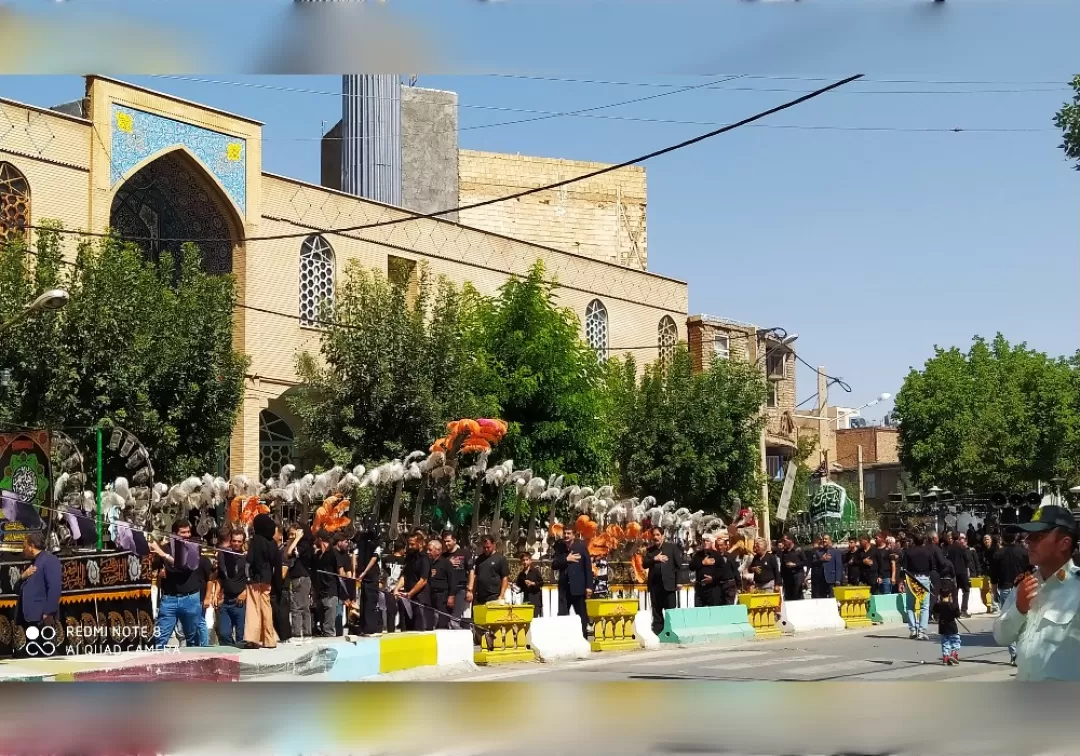 مراسم عزاداری صبح عاشورا در خنداب