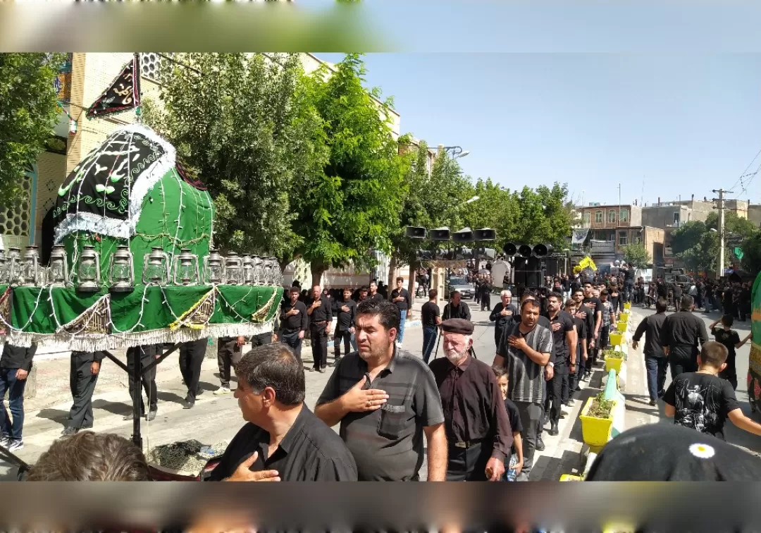 مراسم عزاداری صبح عاشورا در خنداب