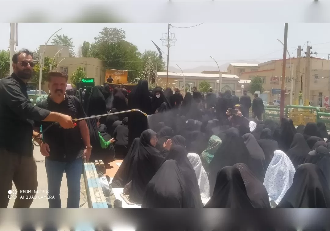نماز ظهر عاشورا در خنداب برگزار شد