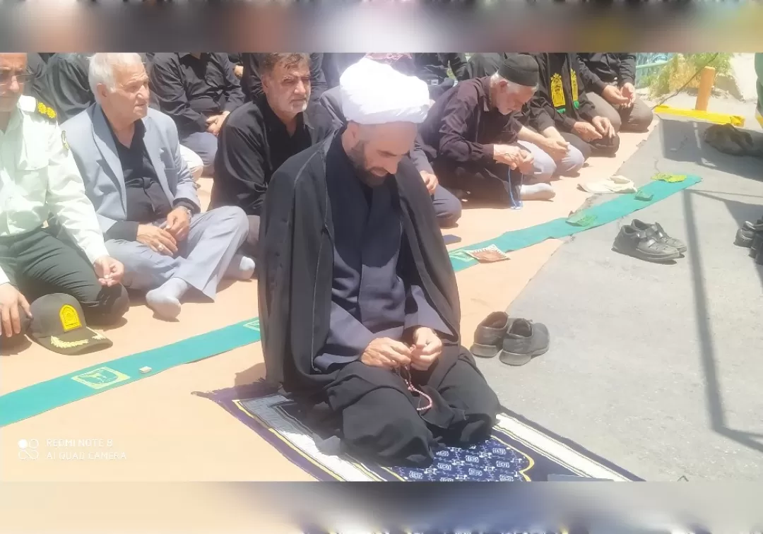 نماز ظهر عاشورا در خنداب برگزار شد