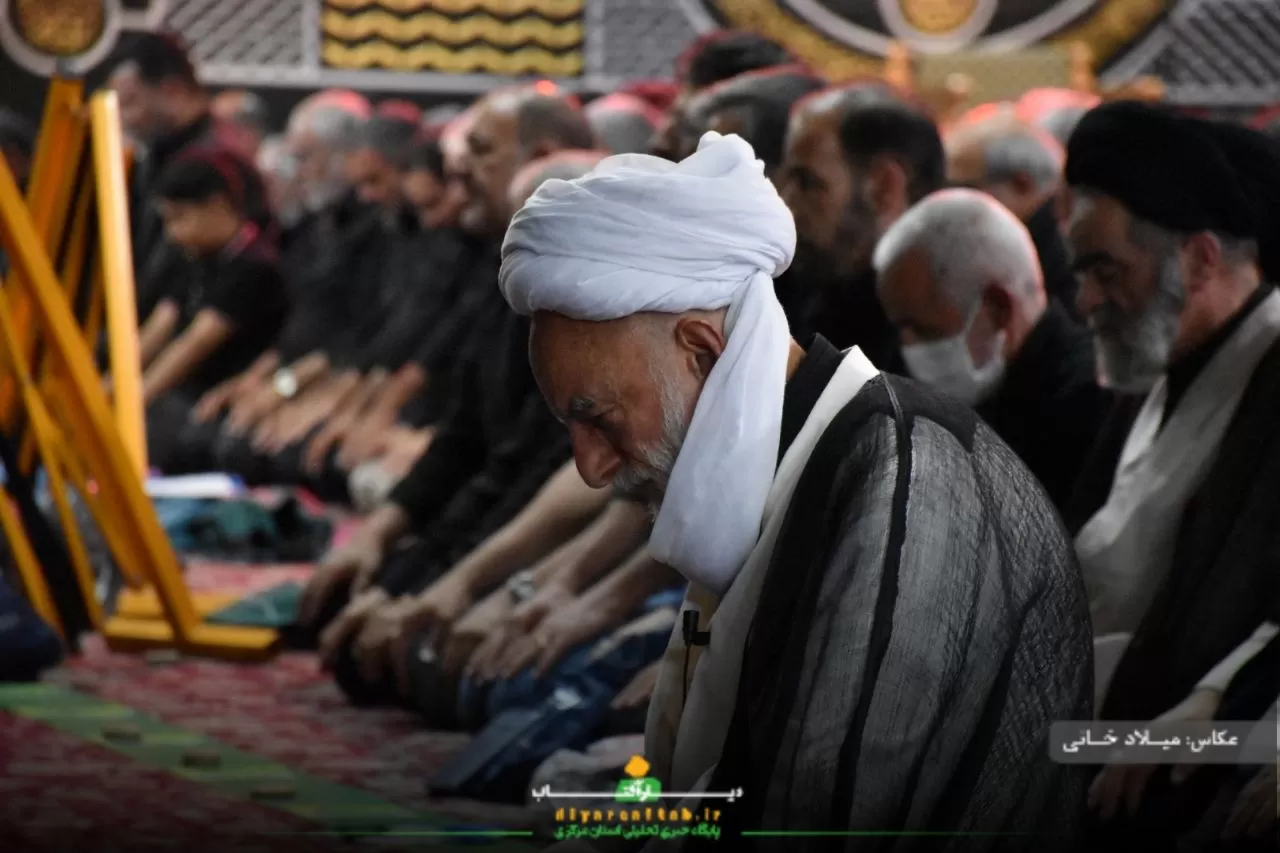 شکوه نماز ظهر عاشورا در اراک