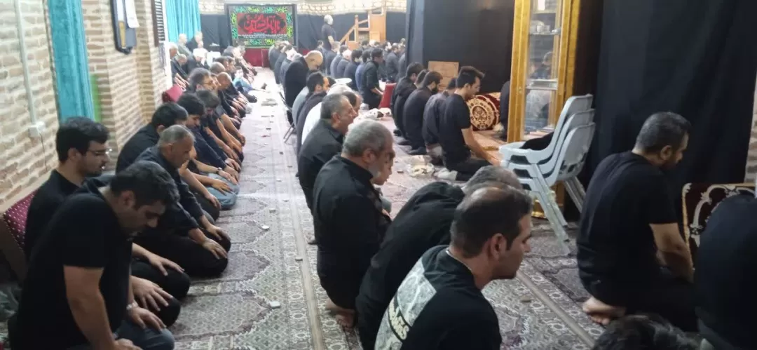 اقامه نماز ظهر عاشورا در تفرش