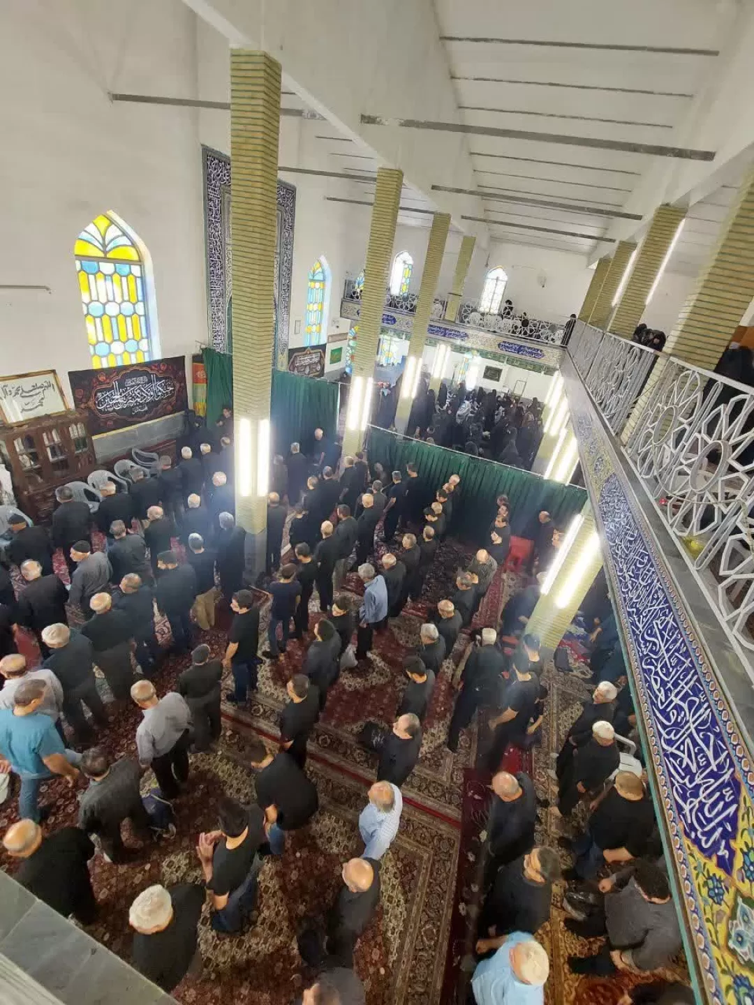 اقامه نماز ظهر عاشورا در تفرش