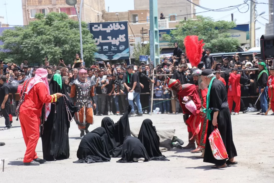 آئین خیمه‌سوزان ظهر عاشورا در ساوه