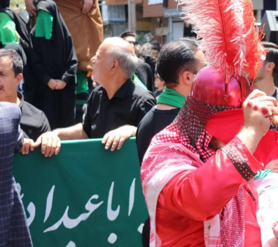 آئین خیمه‌سوزان ظهر عاشورا در ساوه