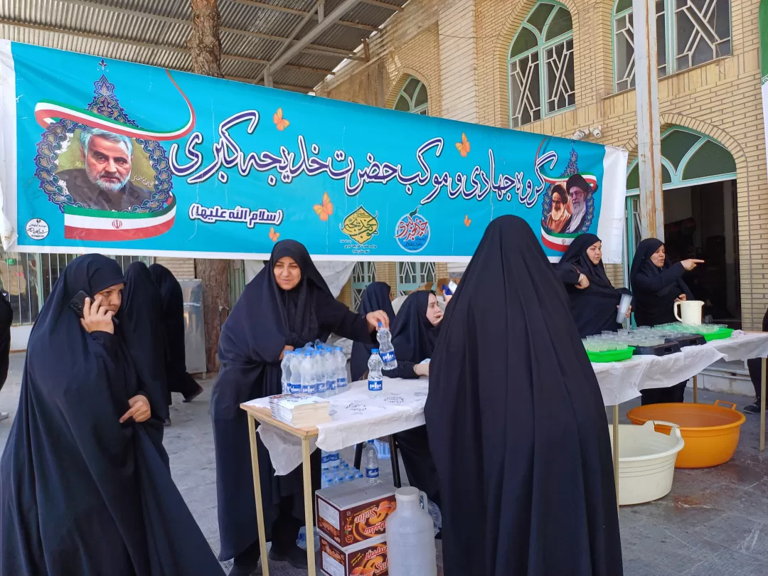 همایش رهروان زینبی در ساوه برگزار شد
