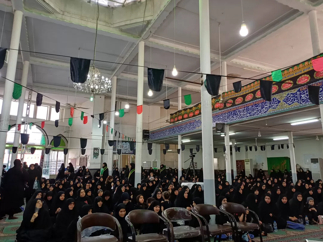 همایش رهروان زینبی در ساوه برگزار شد