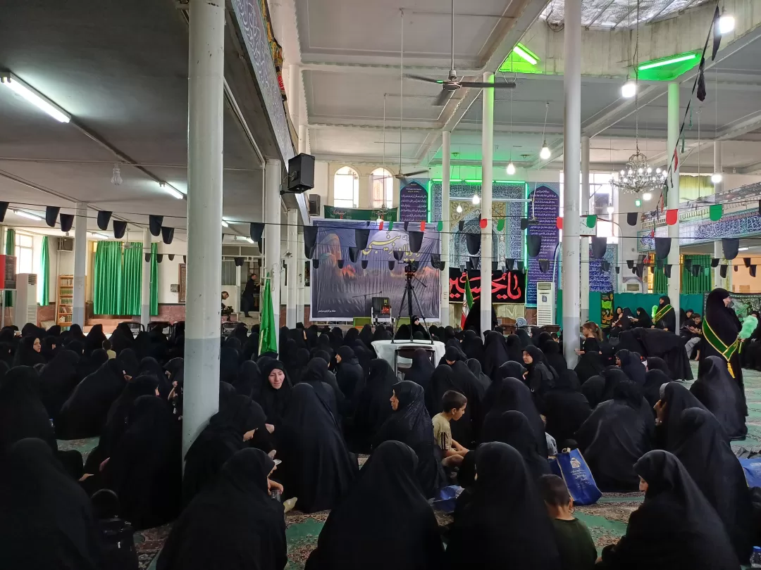 همایش رهروان زینبی در ساوه برگزار شد
