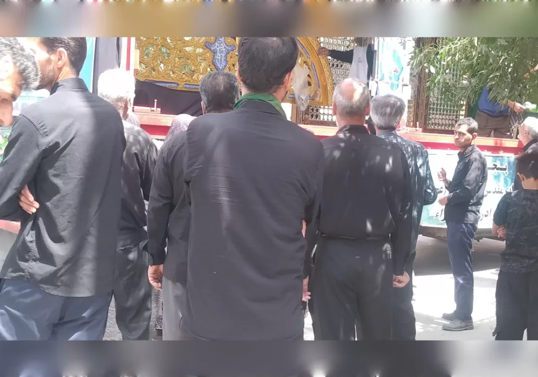 مراسم استقبال از نیم‌ضریح سرداب امام‌ زمان(عج)