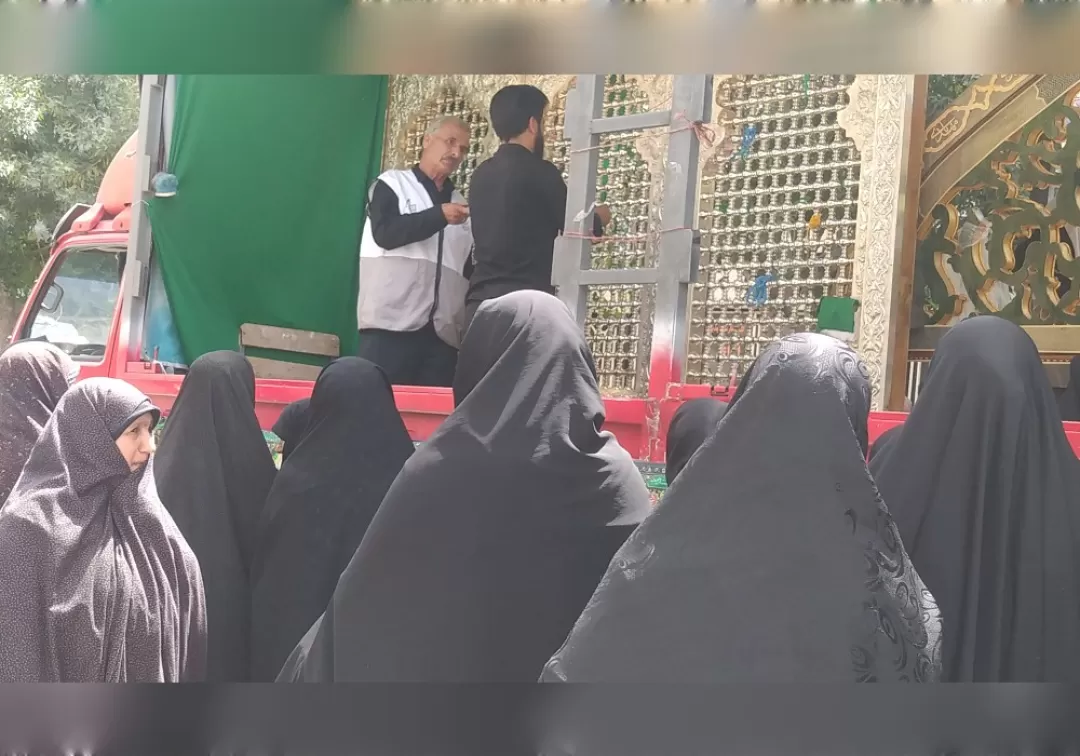 مراسم استقبال از نیم‌ضریح سرداب امام‌ زمان(عج)