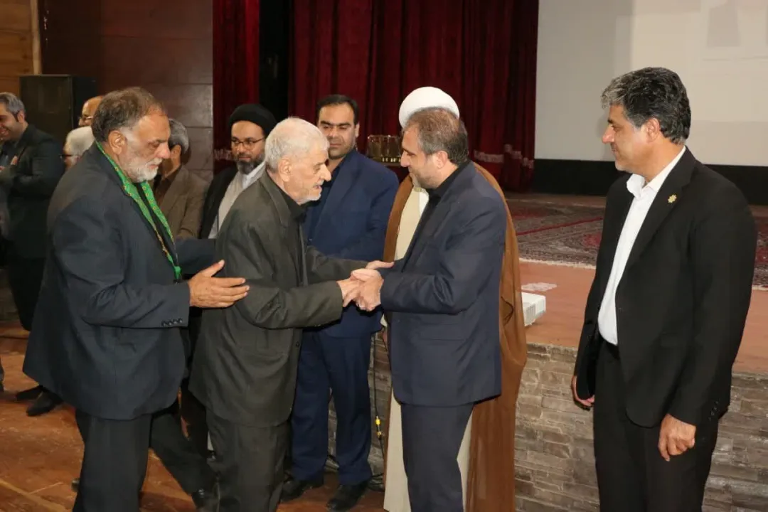 همایش تجلیل از پیرغلامان حسینی در ساوه