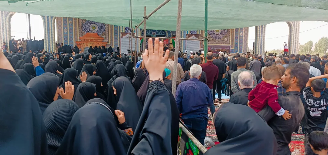 آئین پیاده‌روی اربعین عاشقان اباعبدالله (ع) در کمیجان