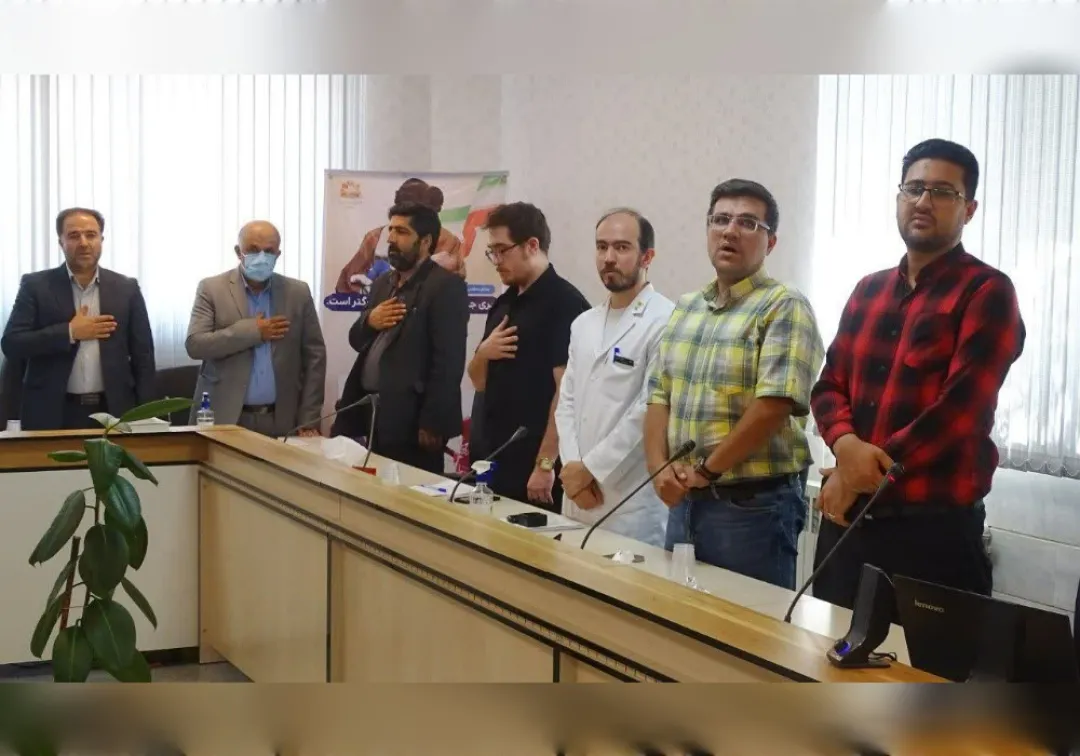 تقدیر از پزشکان خنداب