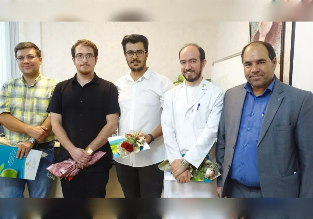 تقدیر از پزشکان خنداب