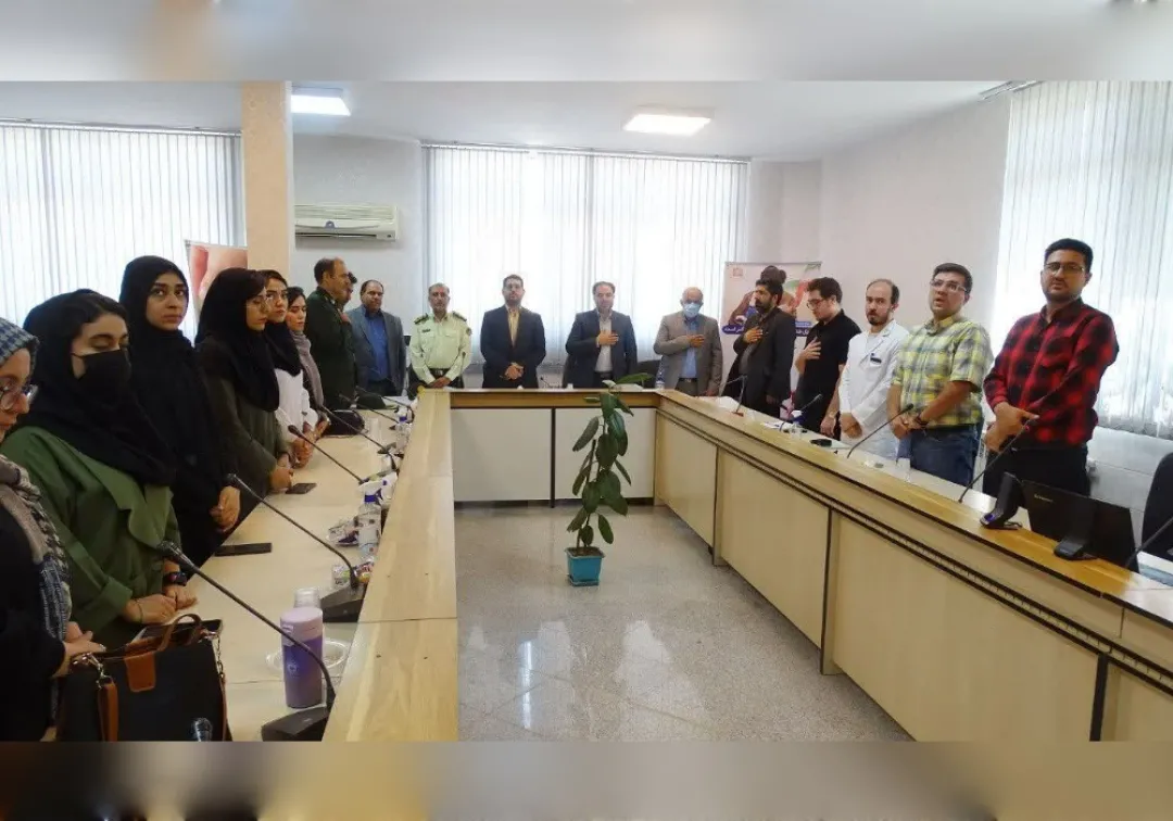 تقدیر از پزشکان خنداب