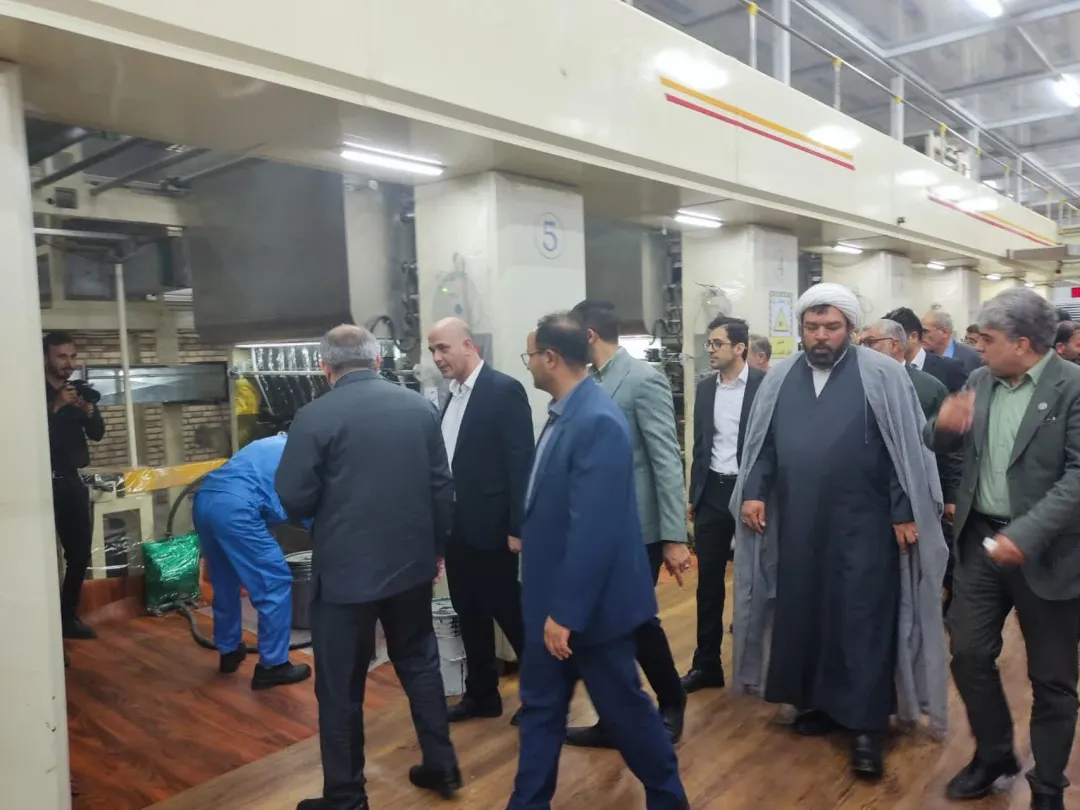 آئین بهره‌برداری از ۲ واحد صنعتی در ساوه